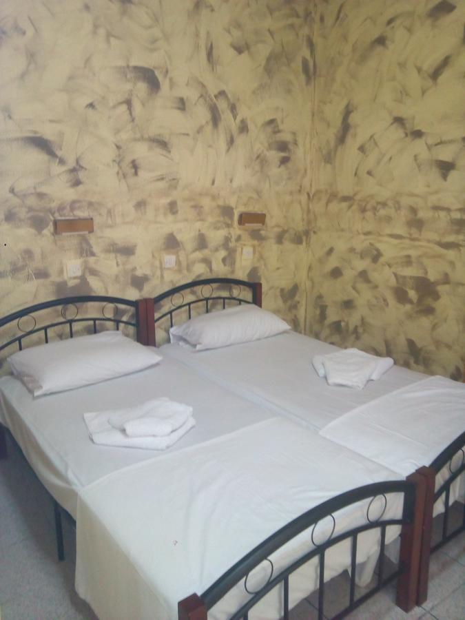 Hotel Feron Athene Buitenkant foto