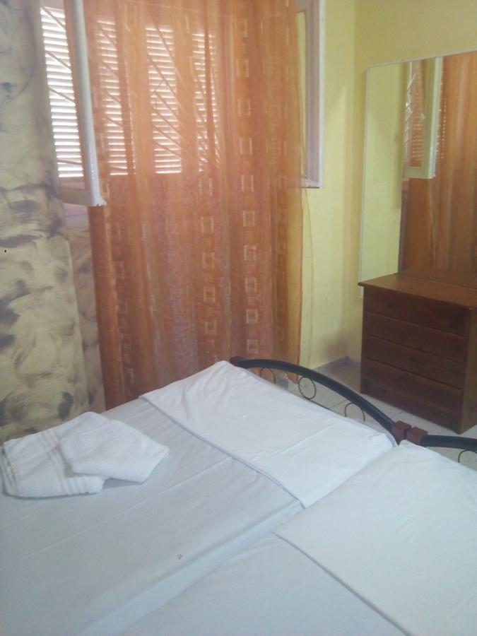 Hotel Feron Athene Buitenkant foto