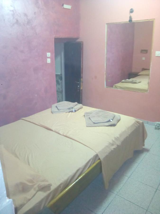 Hotel Feron Athene Buitenkant foto