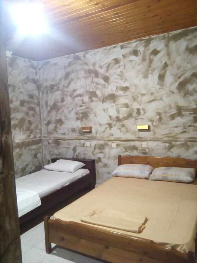 Hotel Feron Athene Buitenkant foto